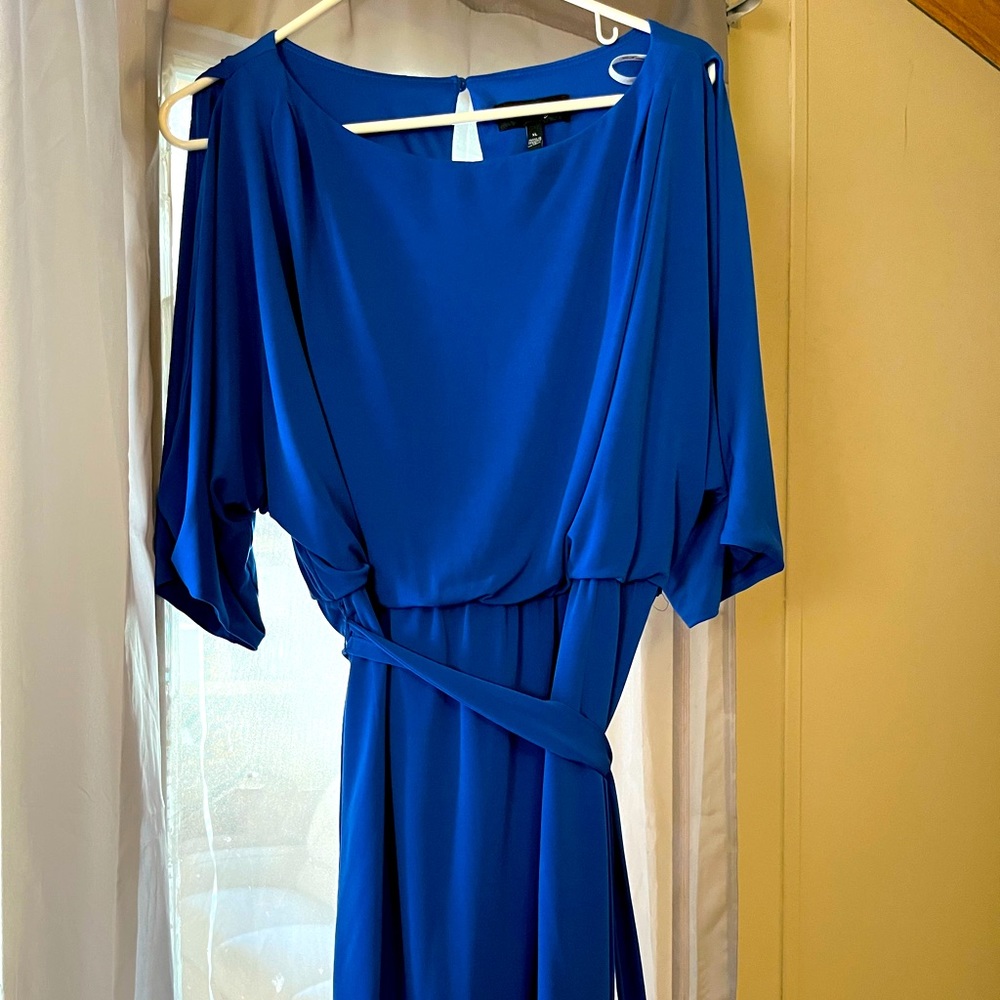 Open shoulder cocktail dress
